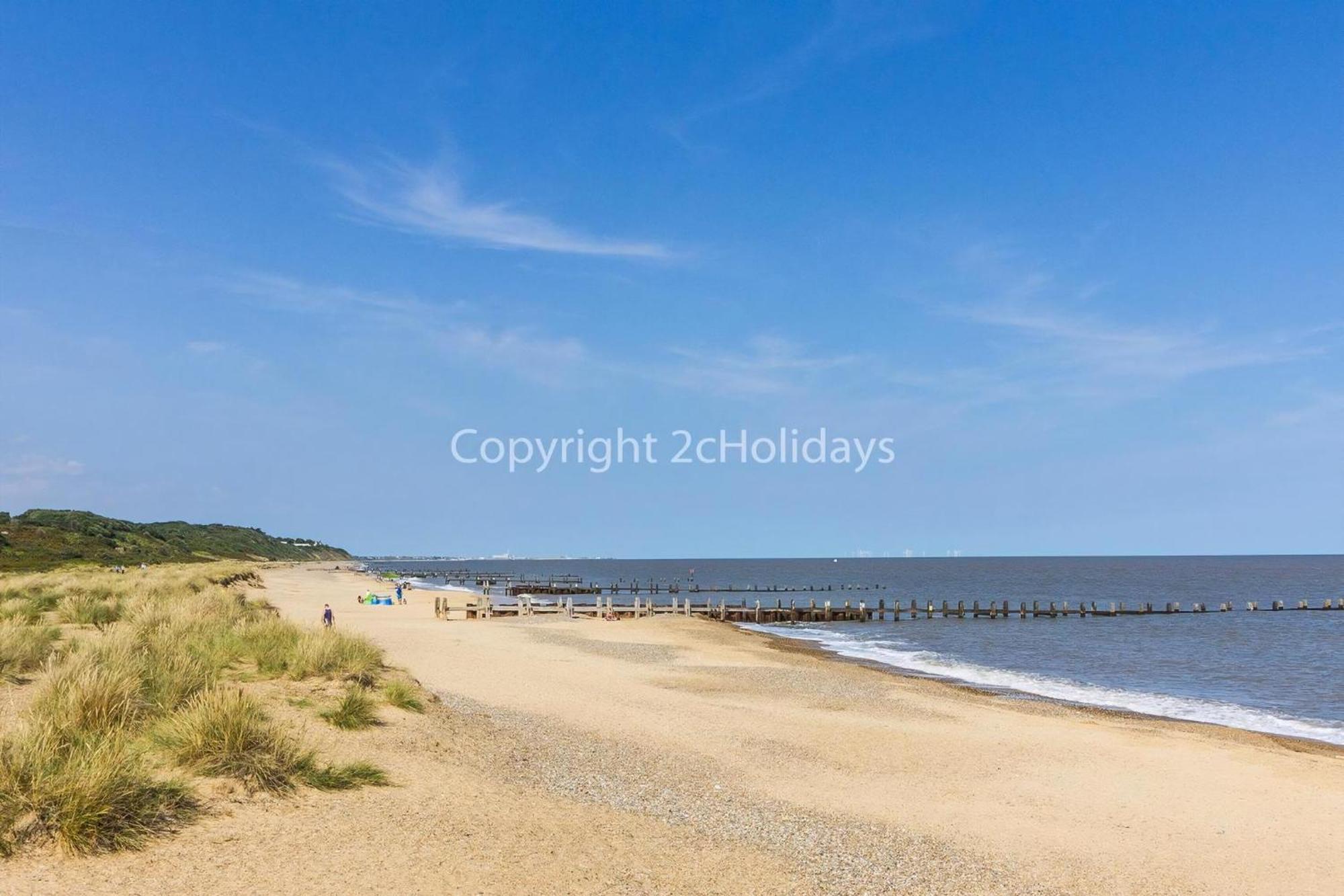 Stunning Caravan With Decking At Azure Seas In Suffolk Ref 32055az Campsite